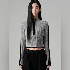 Avandress High-neck Half Zip-up Crop Knit